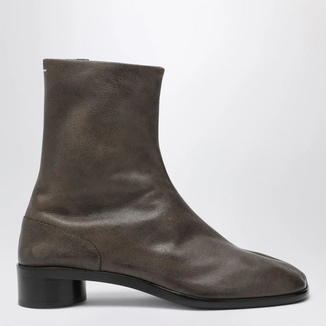 Maison Margiela - Tabi ankle boot in brown leather Brand Boots 41 IT